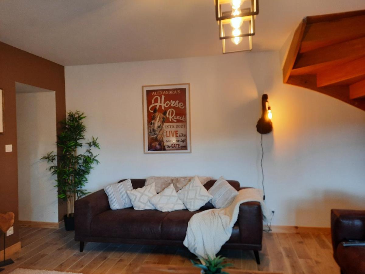 Madelaine Ranch, Nouvelle Piscine 2025 Villa Le Gast Luaran gambar