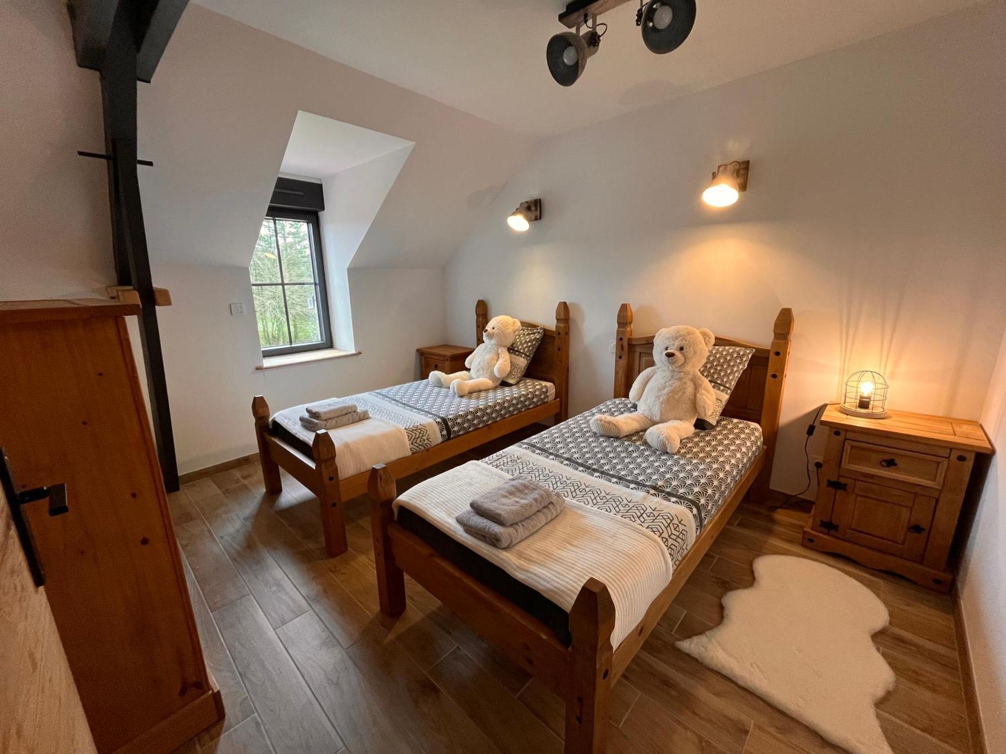 Madelaine Ranch, Nouvelle Piscine 2025 Villa Le Gast Luaran gambar