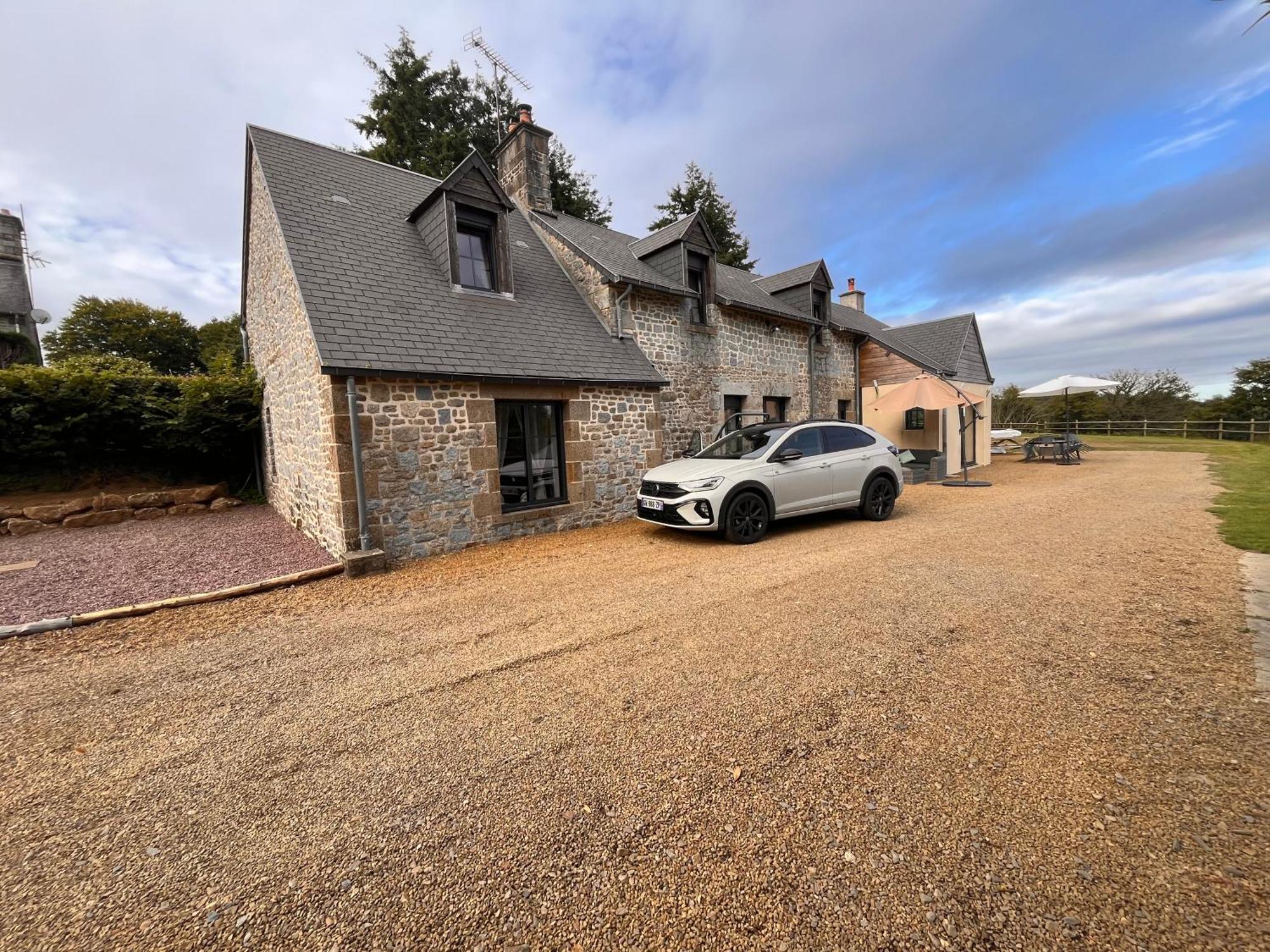Madelaine Ranch, Nouvelle Piscine 2025 Villa Le Gast Luaran gambar